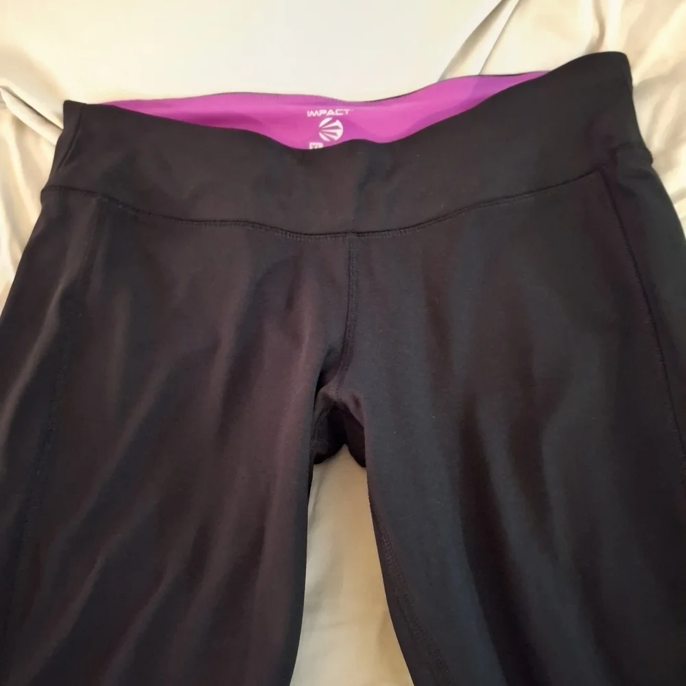 Impact By Jillian Michaels Women's Purple And Black Cropped Leggings